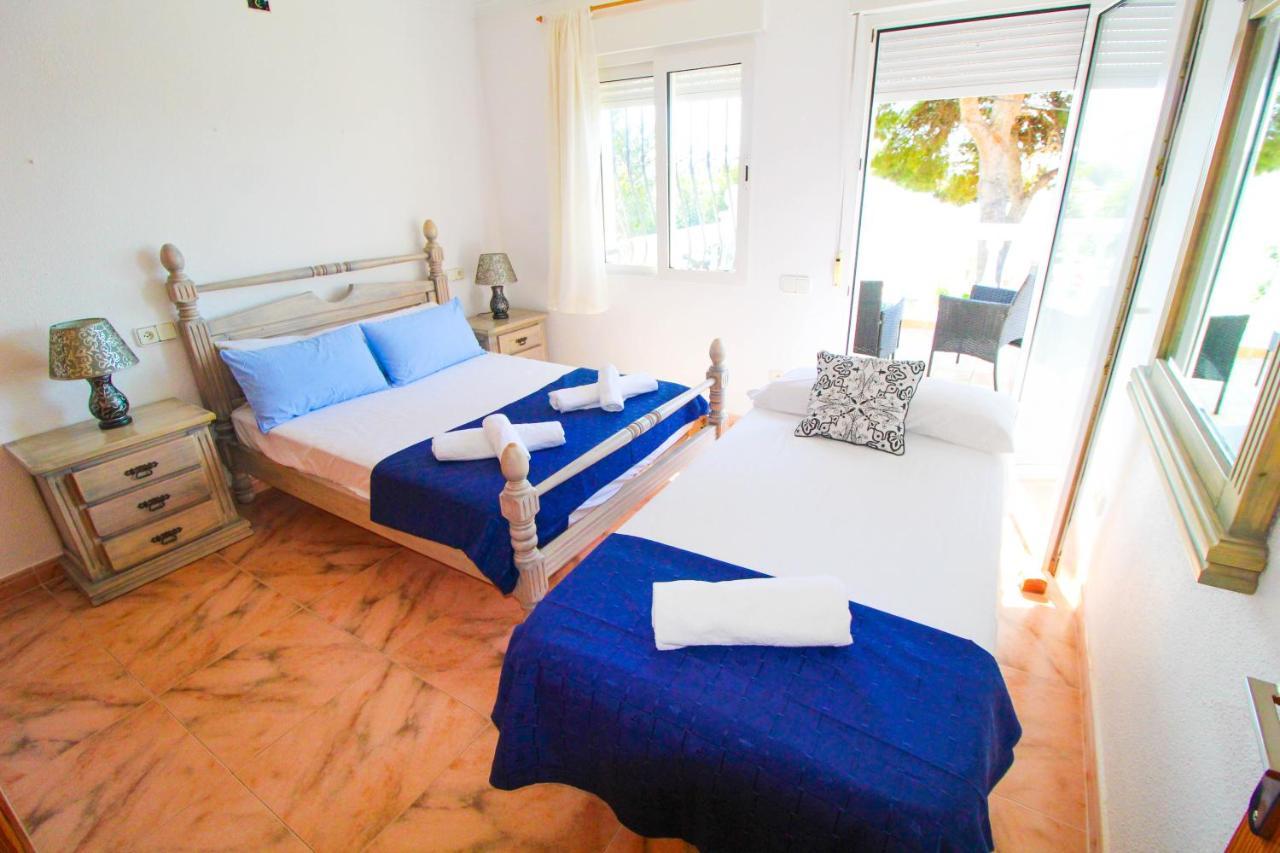 Great Villa, Sea Views, 20 Secs Walk To The Beach, Bbq, 9 People, 5 Mins Car From Alicante City Center, Sailing Club 3 Mins Walk Exterior foto